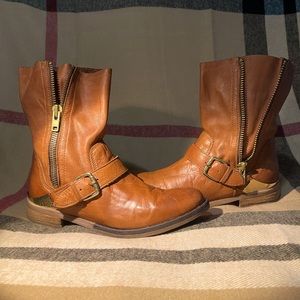 Aldo BurkinaFaso Leather Boot w/ Gold Spurs💫✨🌟